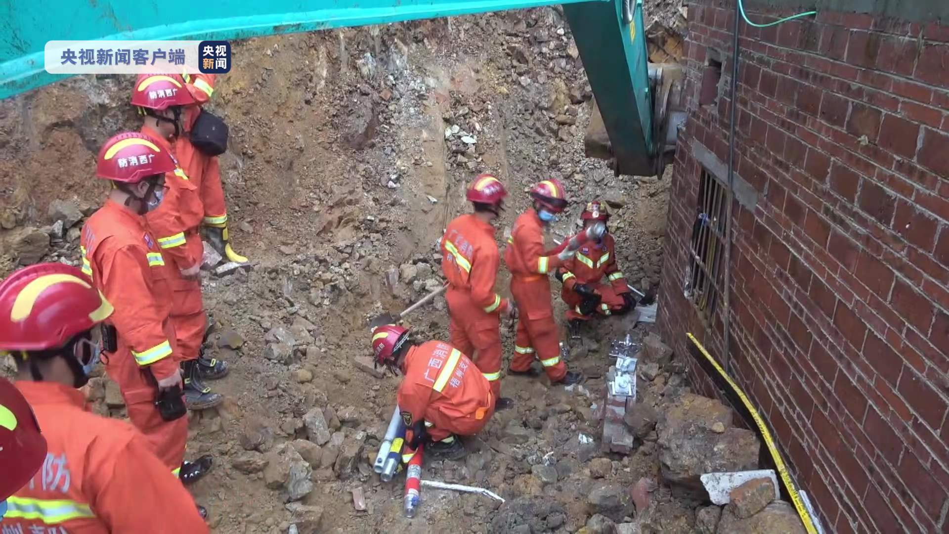 广西梧州藤县一民房后山塌方，2人遇难