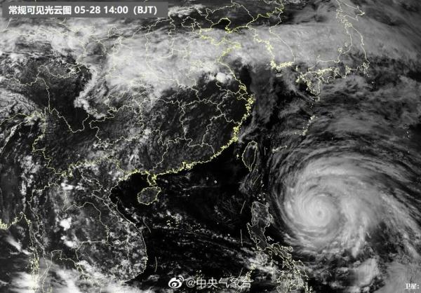 台风“玛娃”靠近，广东热到“发紫”